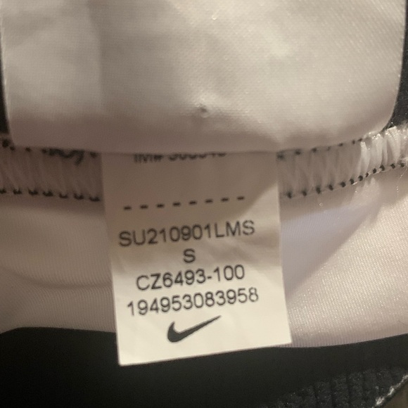 Nike pros - Picture 3 of 3